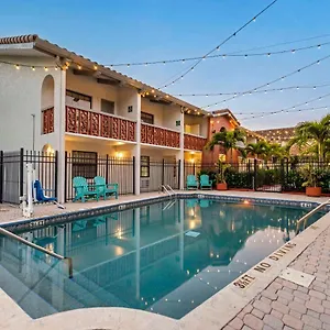 Clarion Pointe Tampa-brandon Near Fairgrounds And Casino Hotel